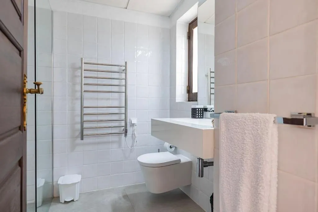 Charming Swimming Pool Villa Portimao